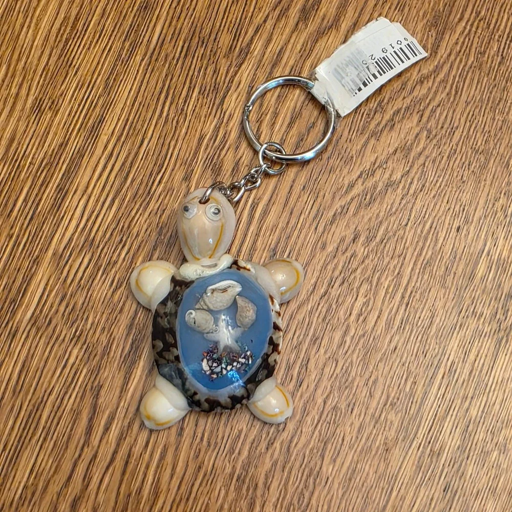 Sea Turtle Hawaii Keychain Natural Shell Blue Resin Underwater Scene Souvenir